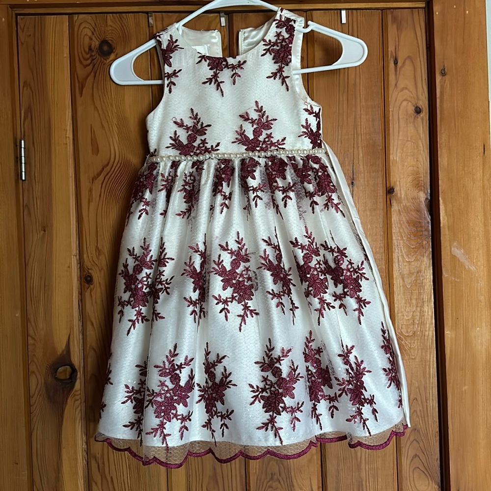 Girls dress